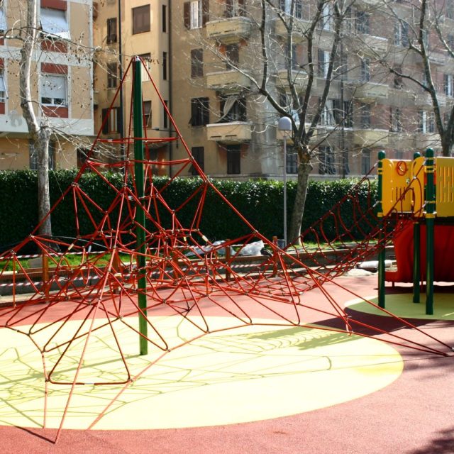 Parco giochi Via delle Trincee – Savona