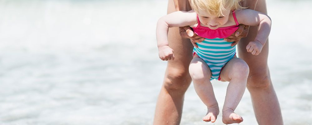 Come proteggere i bambini dal sole